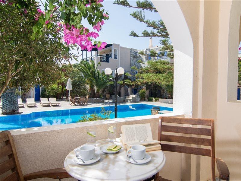 Paradise Resort Akrotiri  Exterior photo