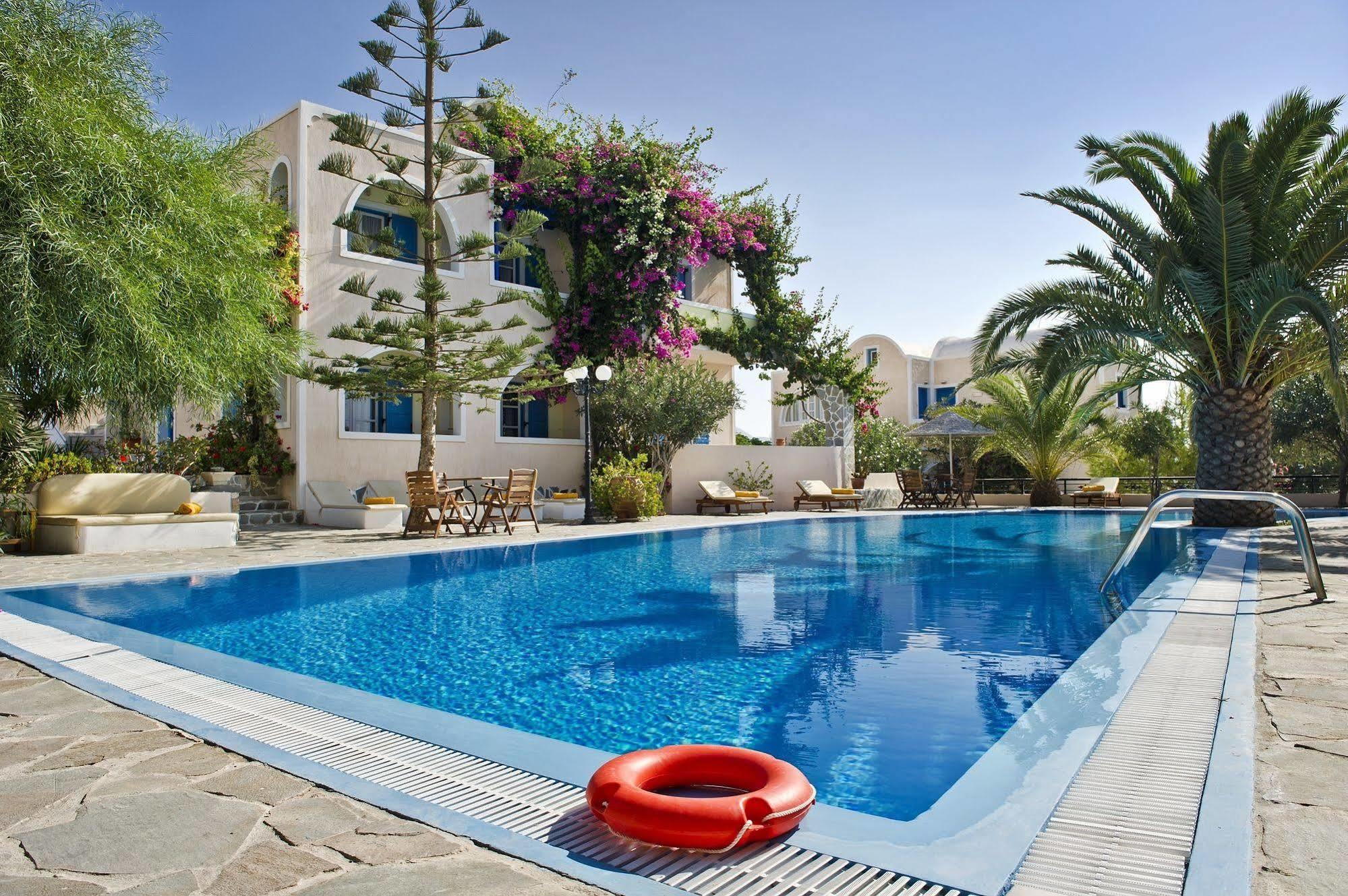 Paradise Resort Akrotiri  Exterior photo
